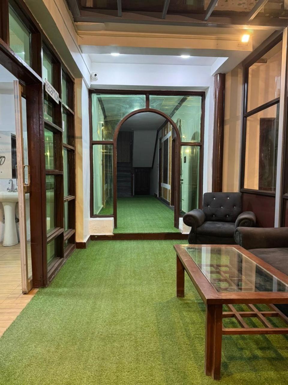 Hotel The Casa Srinagar  Luaran gambar
